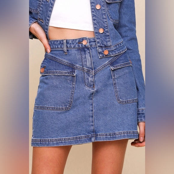 House oh Harlow 1960
ANGLED POCKET DENIM MINI SKIRT - Picture 1 of 14